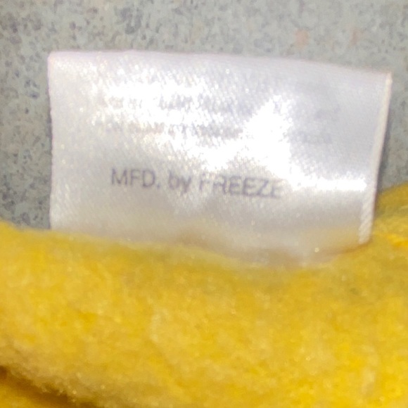 Junior plus Womens Pokémon Pikachu Crew Sweatshirt size XL-1X PreOwned - Picture 6 of 6